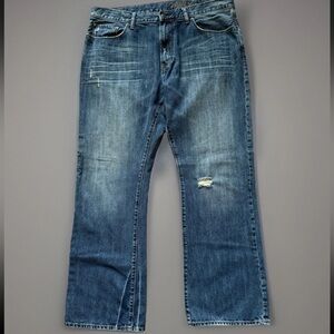 GAP Jeans Mens Size 38/32 Medium Wash Distressed Premium Boot Fit Mid Rise Denim